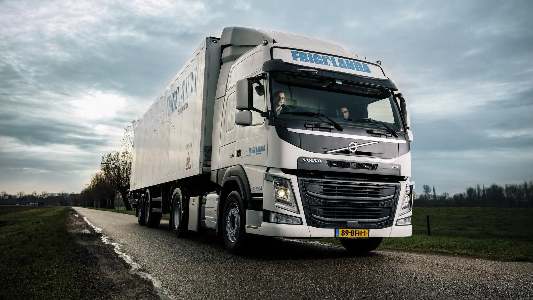 Europe, The Netherlands, Dongen, Frigolanda, Volvo FM Truck, Ben van Leeuwen (left)